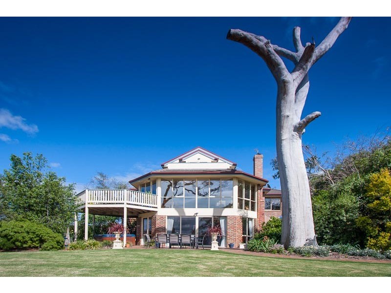 69 Yellow Gum Boulevard, Sunbury VIC 3429