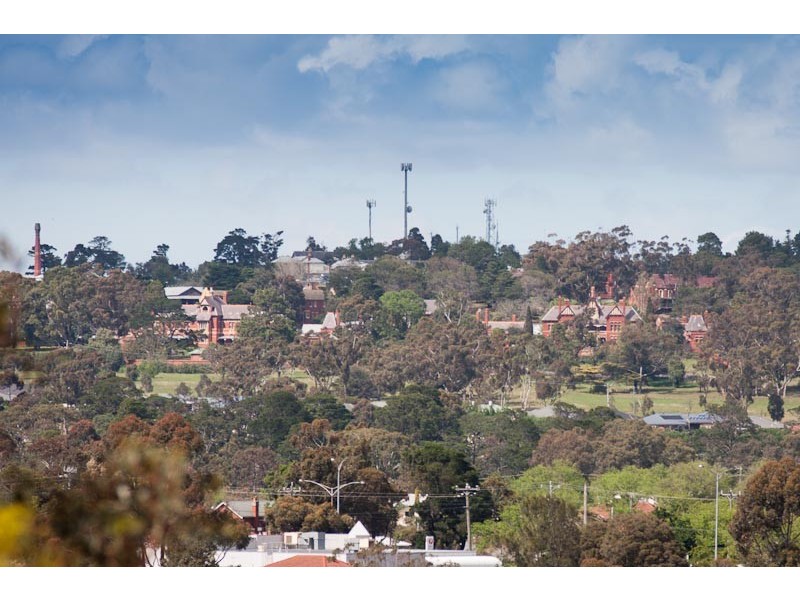 69 Yellow Gum Boulevard, Sunbury VIC 3429