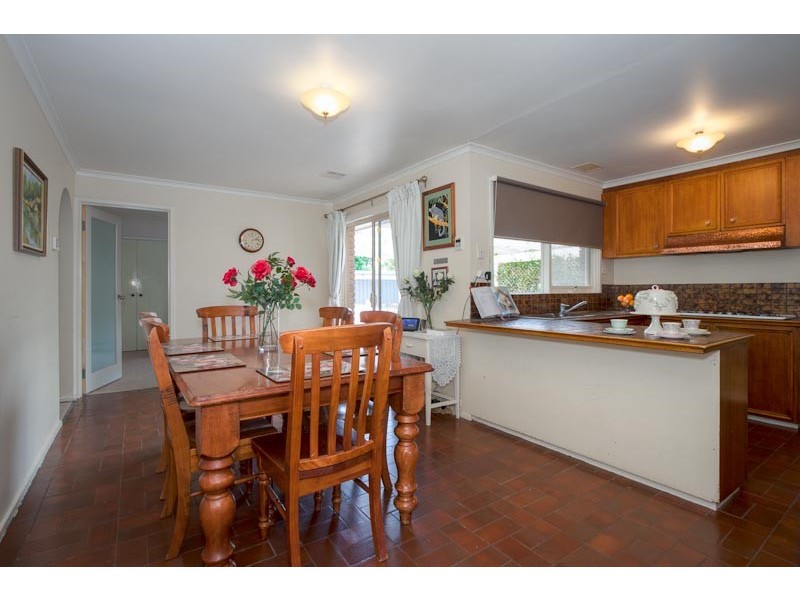 4 Kelly Street, Sunbury VIC 3429