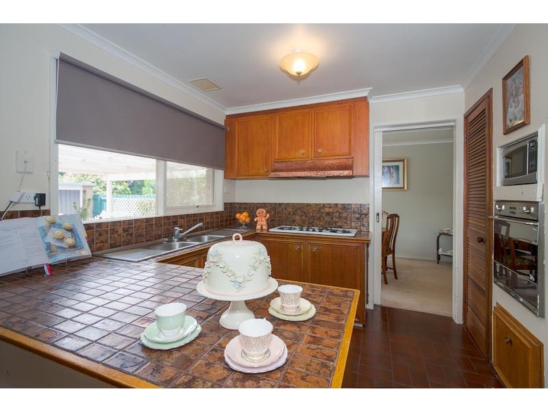 4 Kelly Street, Sunbury VIC 3429