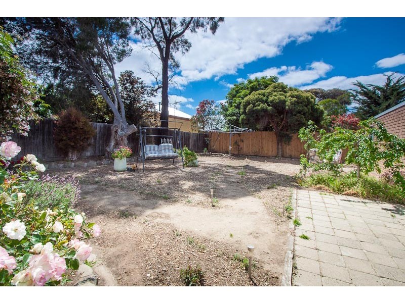 4 Kelly Street, Sunbury VIC 3429