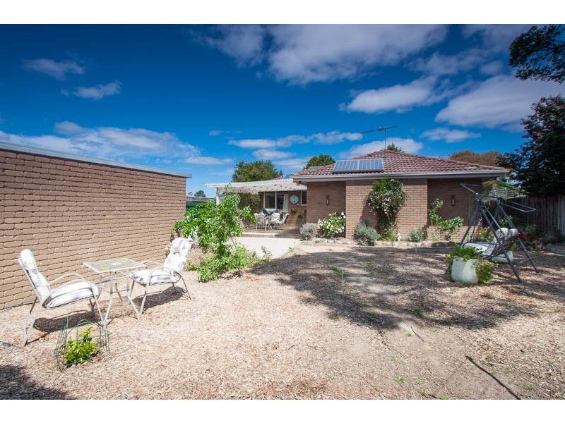 4 Kelly Street, Sunbury VIC 3429