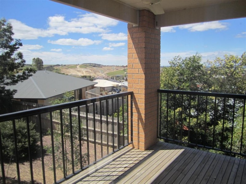 8 Emma Court, Sunbury VIC 3429