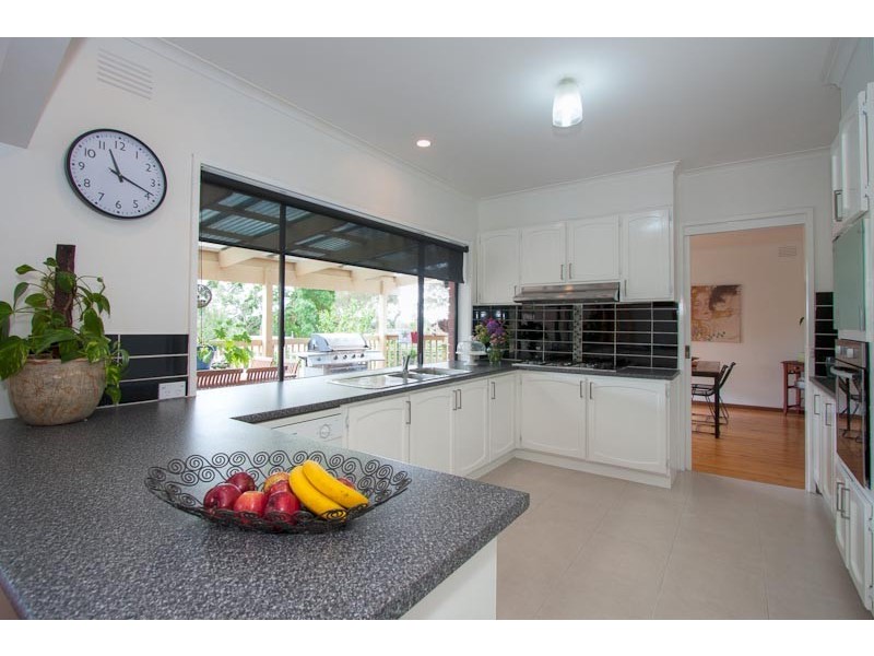 4 Counsel Court, Sunbury VIC 3429