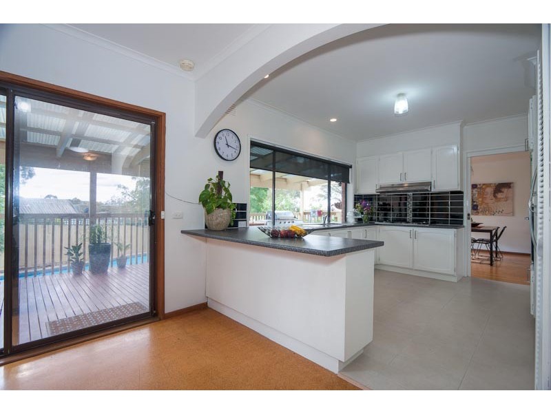 4 Counsel Court, Sunbury VIC 3429
