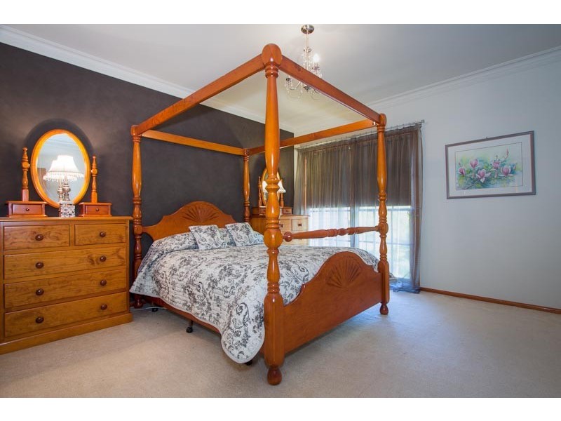 107 Stokes Lane East, Riddells Creek VIC 3431