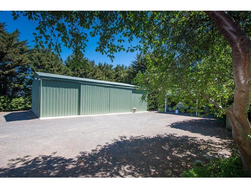 107 Stokes Lane East, Riddells Creek VIC 3431