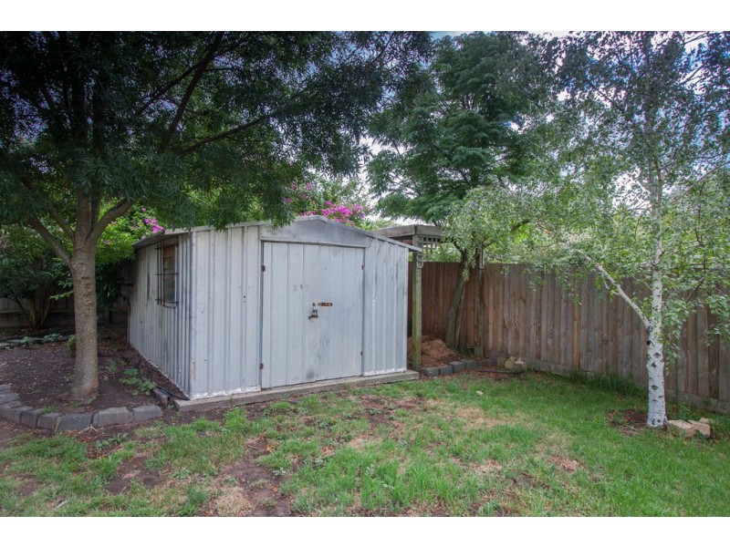 110 CHARTER ROAD WEST, Sunbury VIC 3429
