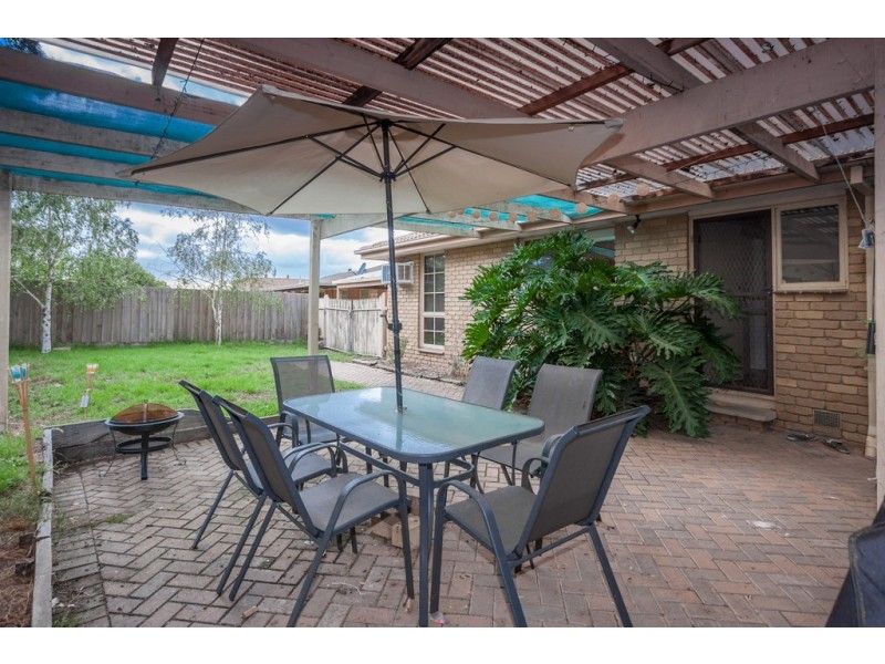 110 CHARTER ROAD WEST, Sunbury VIC 3429