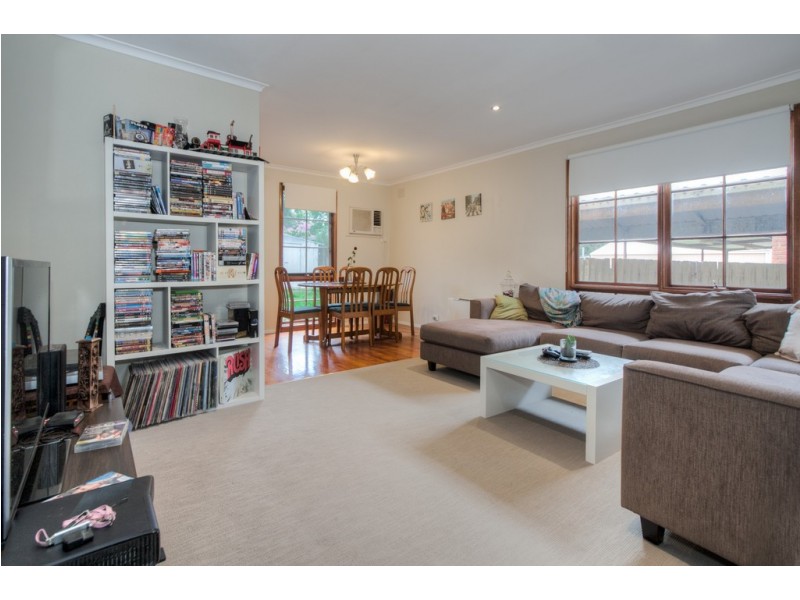 110 CHARTER ROAD WEST, Sunbury VIC 3429