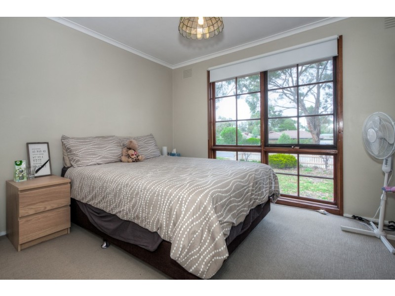 110 CHARTER ROAD WEST, Sunbury VIC 3429