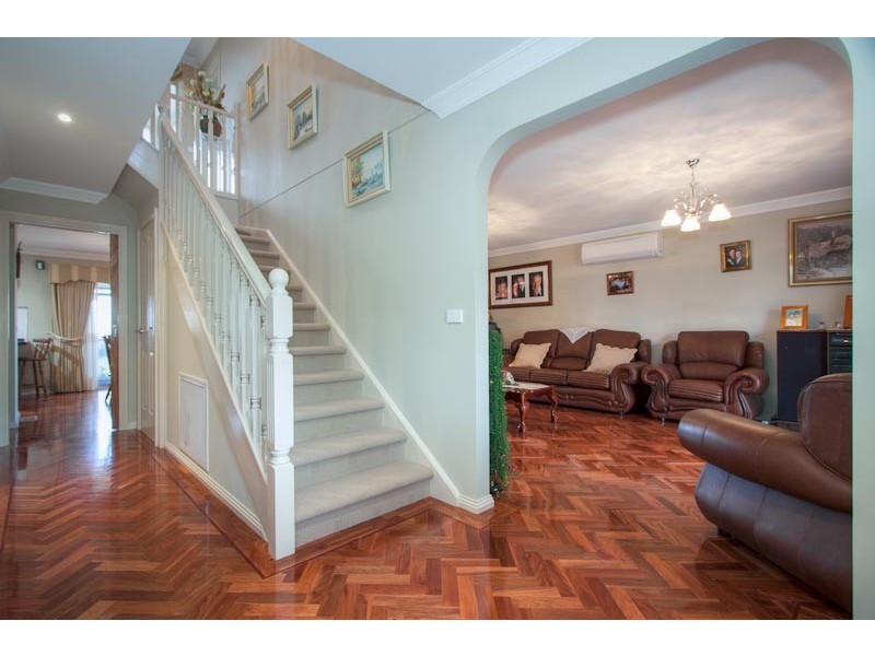 24 Long Drive, Sunbury VIC 3429