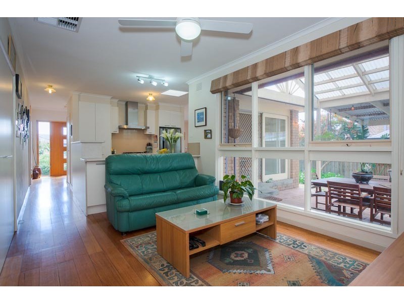 49 McKell Avenue, Sunbury VIC 3429