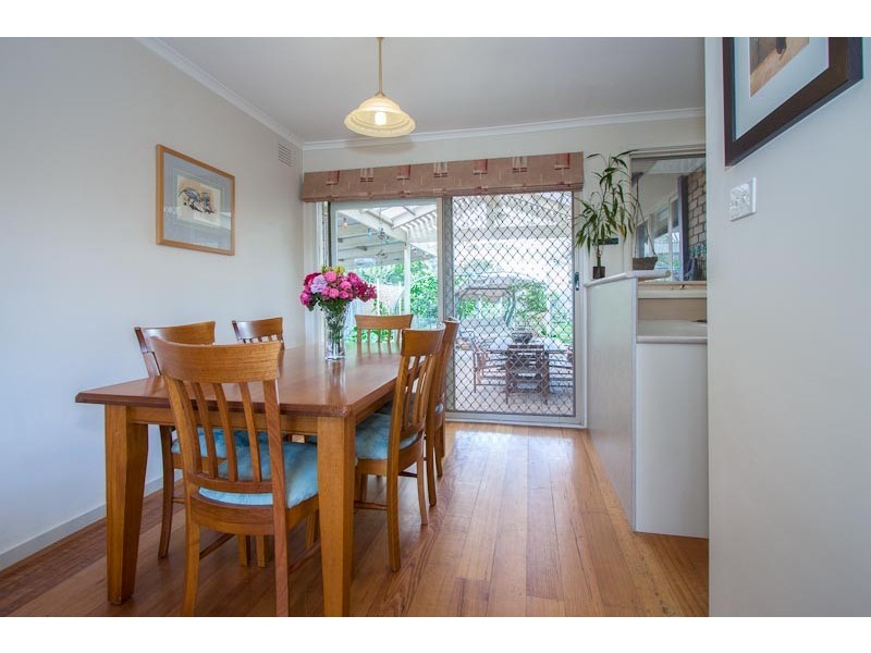 49 McKell Avenue, Sunbury VIC 3429