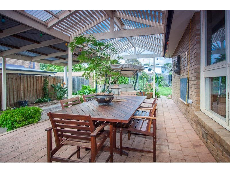 49 McKell Avenue, Sunbury VIC 3429