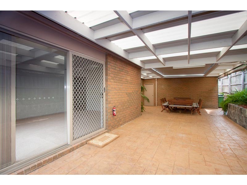 20 HEATHERBRAE CRESCENT, Sunbury VIC 3429