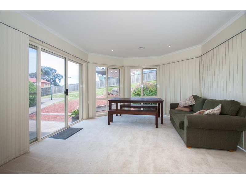 3 Riverview Terrace, Sunbury VIC 3429