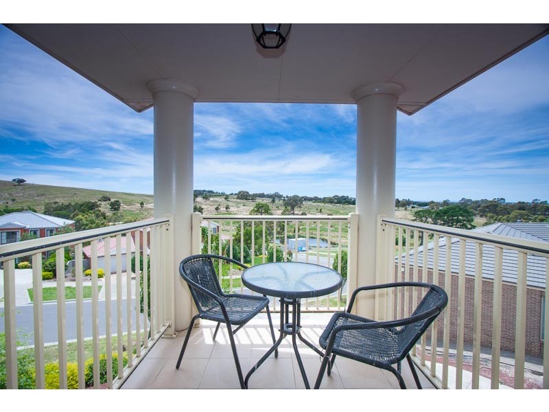 3 Riverview Terrace, Sunbury VIC 3429