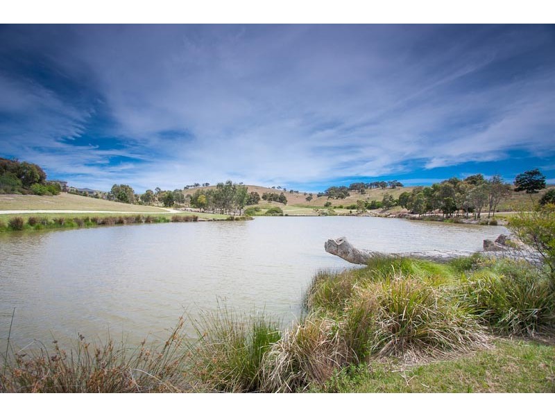 3 Riverview Terrace, Sunbury VIC 3429