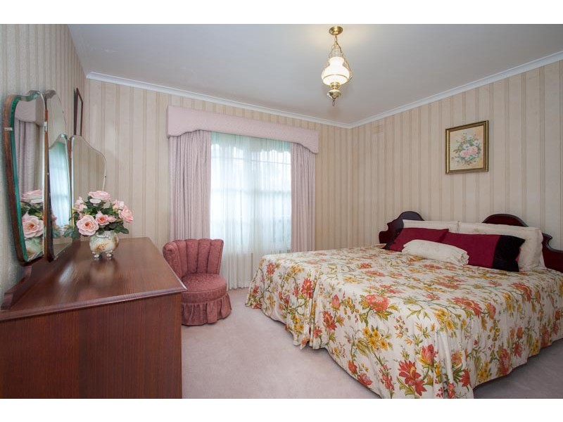 10 Drysdale Street, Sunbury VIC 3429