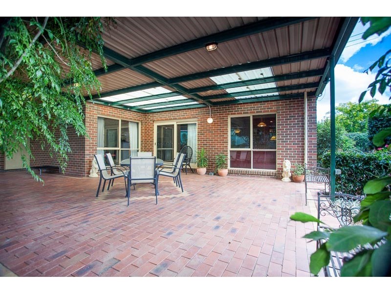72 Gap Road, Sunbury VIC 3429