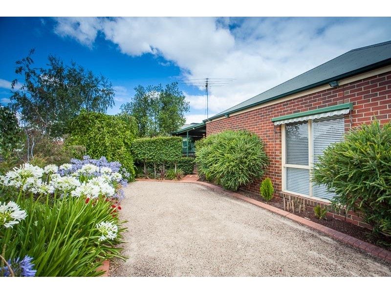 72 Gap Road, Sunbury VIC 3429