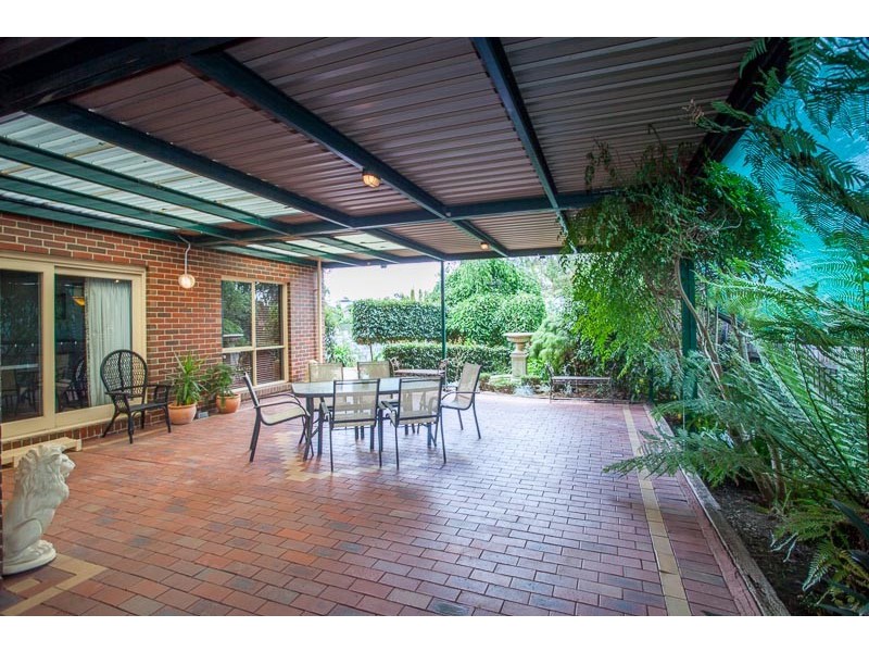 72 Gap Road, Sunbury VIC 3429