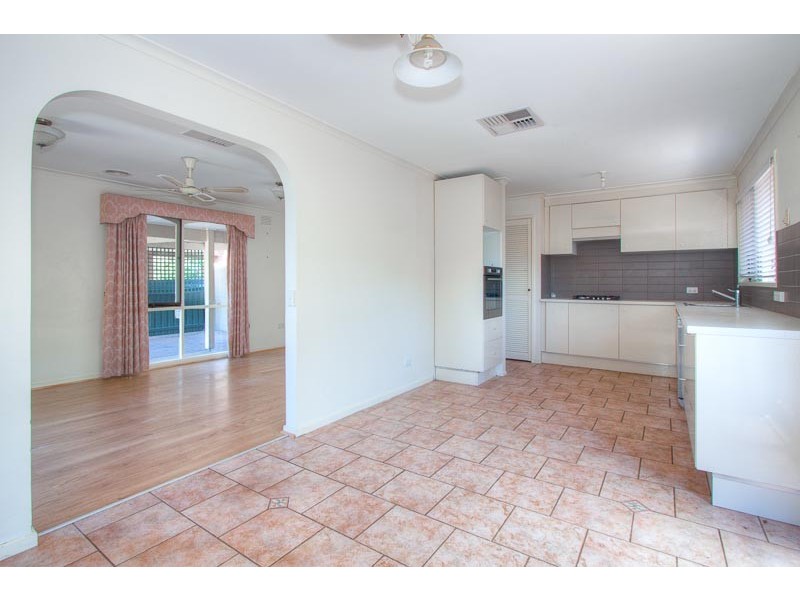 2 Gorton Court, Sunbury VIC 3429