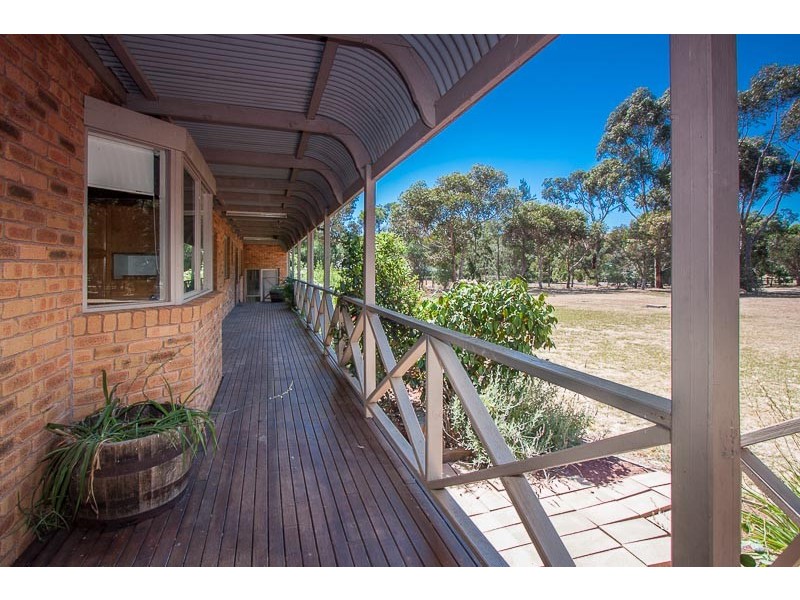 60 Homestead Way, Sunbury VIC 3429