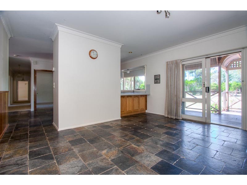 60 Homestead Way, Sunbury VIC 3429