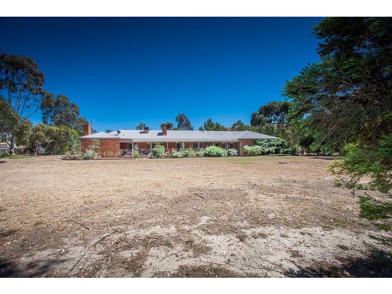 60 Homestead Way, Sunbury VIC 3429