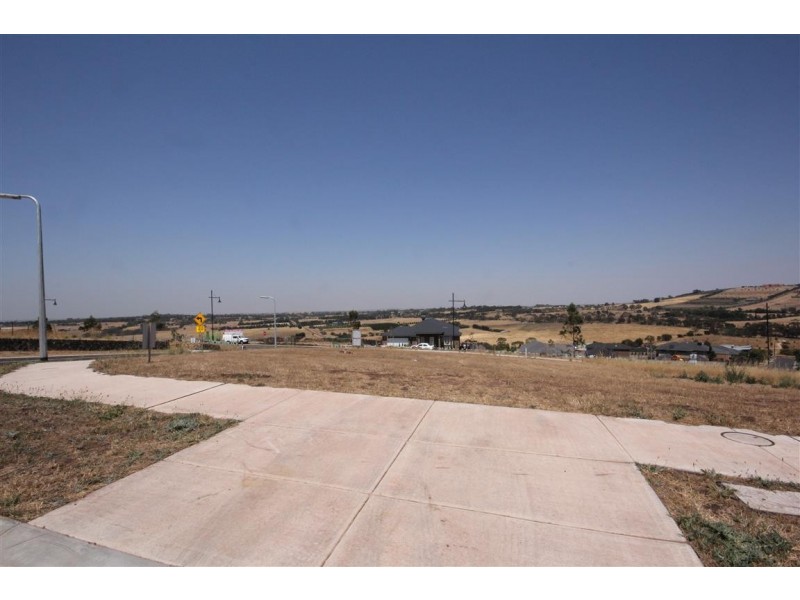1 Buckingham Place, Sunbury VIC 3429