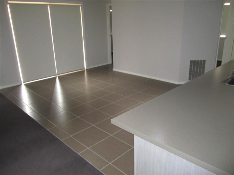 6 Langport Crescent, Sunbury VIC 3429