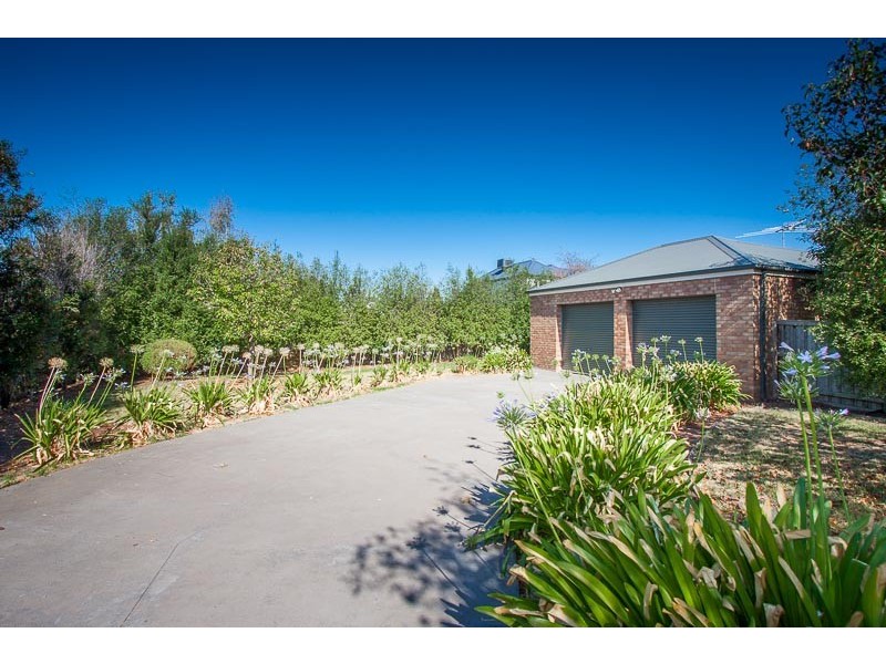 30 The Skyline, Sunbury VIC 3429