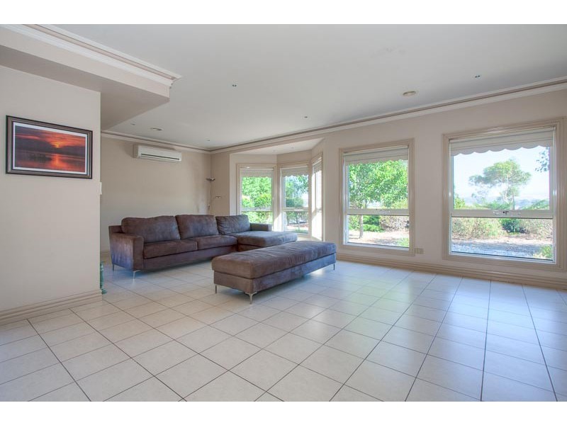 30 The Skyline, Sunbury VIC 3429