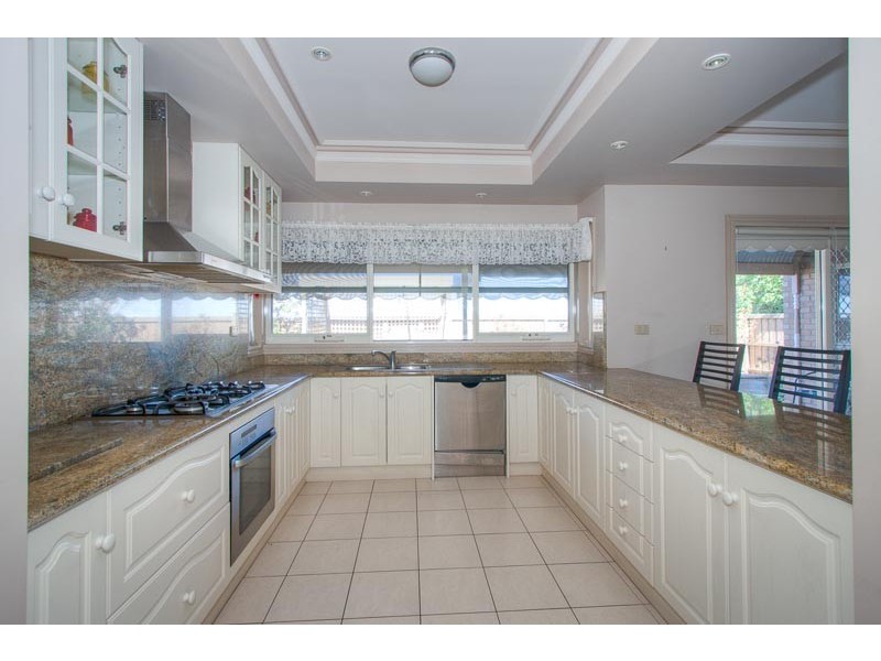 30 The Skyline, Sunbury VIC 3429