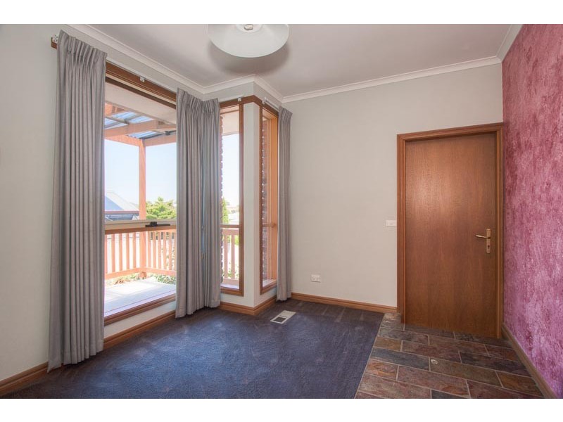 8 Heatherbrae Crescent, Sunbury VIC 3429