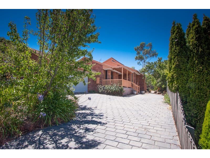 8 Heatherbrae Crescent, Sunbury VIC 3429