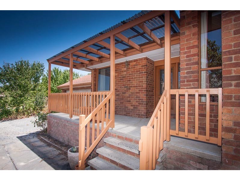 8 Heatherbrae Crescent, Sunbury VIC 3429