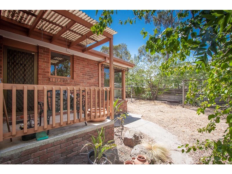 8 Heatherbrae Crescent, Sunbury VIC 3429