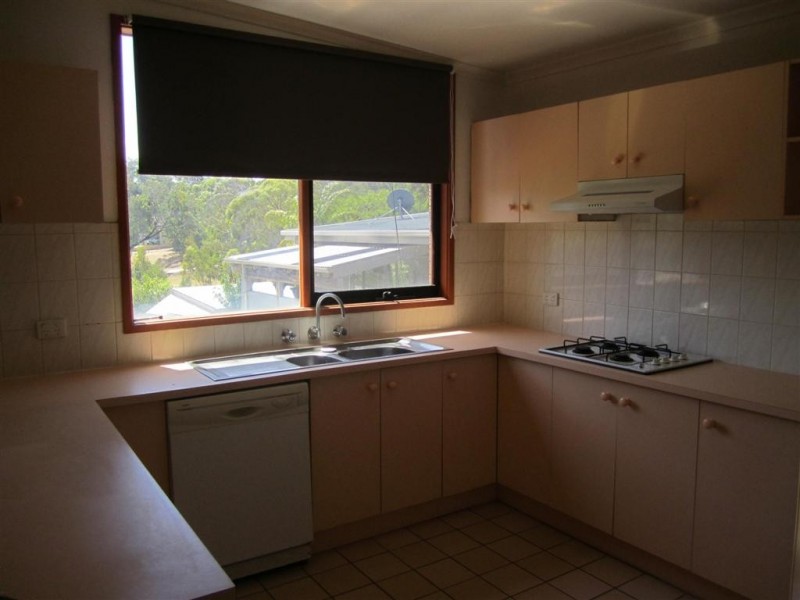 22 Higgins Avenue, Sunbury VIC 3429