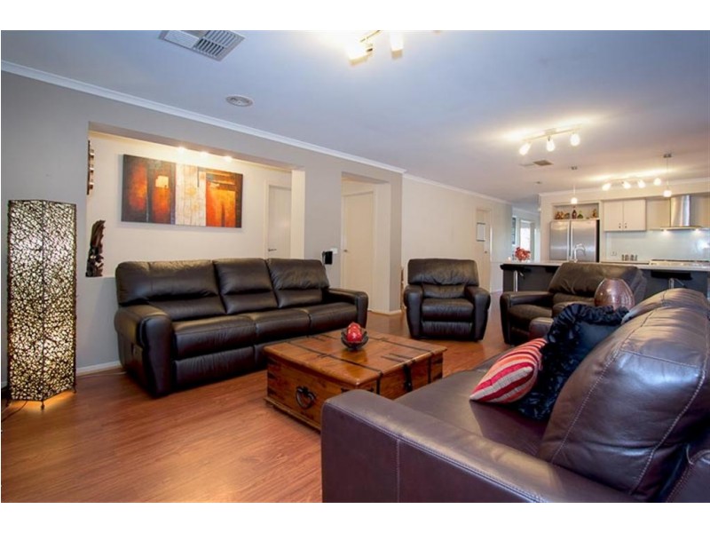 745 ELIZABETH DRIVE, Sunbury VIC 3429