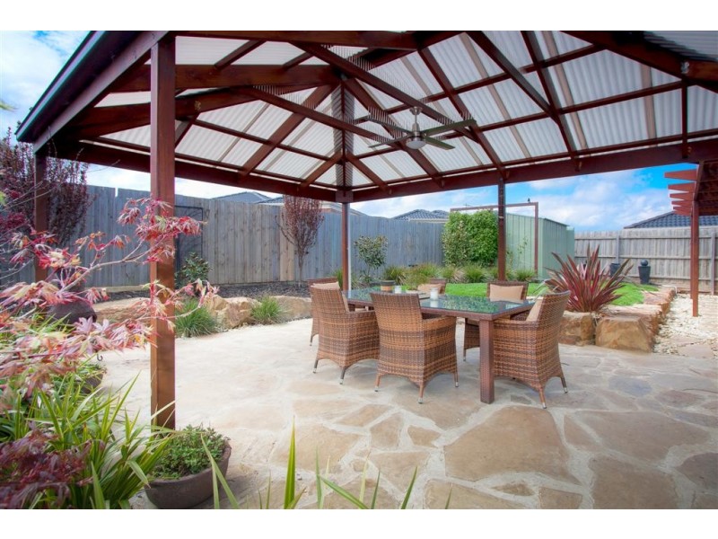 745 ELIZABETH DRIVE, Sunbury VIC 3429
