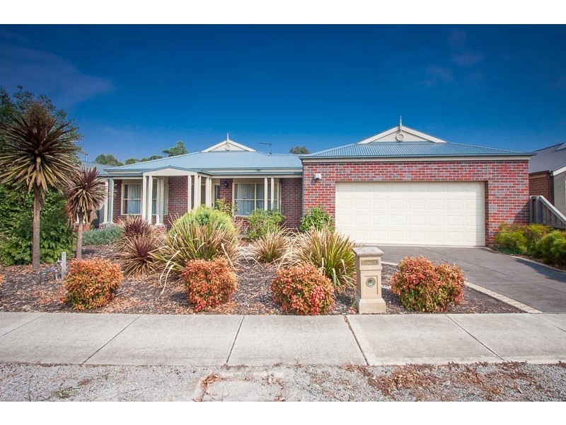 14 Sassafras Drive, Sunbury VIC 3429