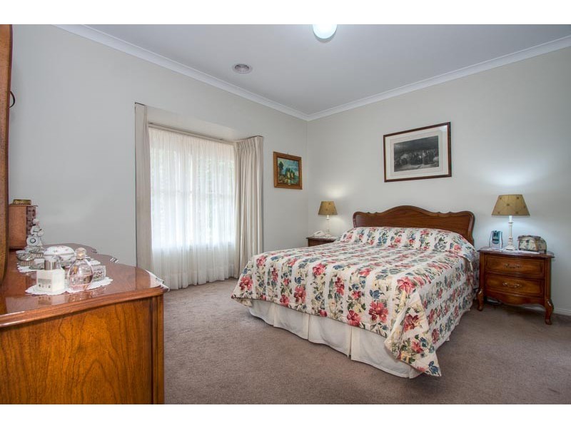 14 Sassafras Drive, Sunbury VIC 3429