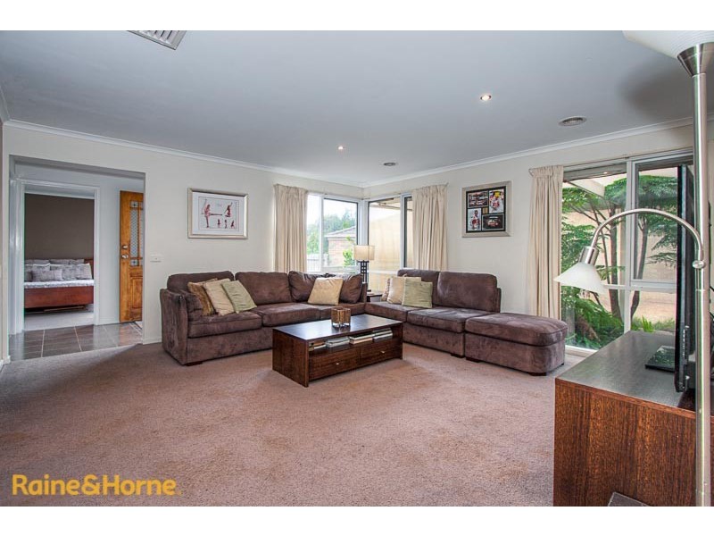 4 Tracie Court, Sunbury VIC 3429