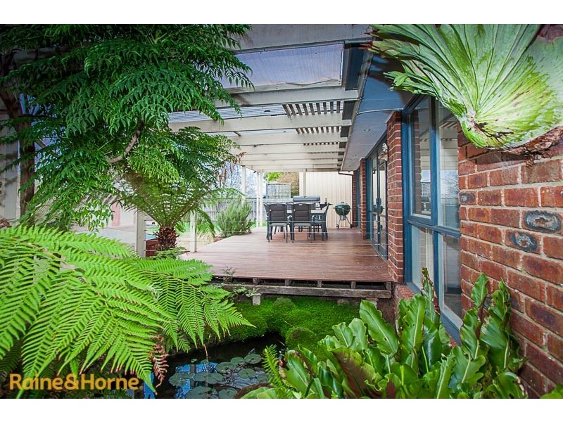 4 Tracie Court, Sunbury VIC 3429