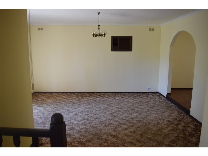 9 Leichardt Street, Sunbury VIC 3429