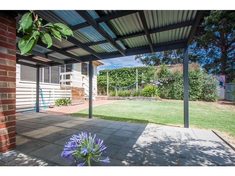 50 Higgins Avenue, Sunbury VIC 3429