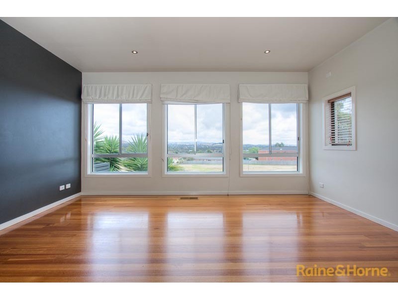 1 Outlook Way, Sunbury VIC 3429